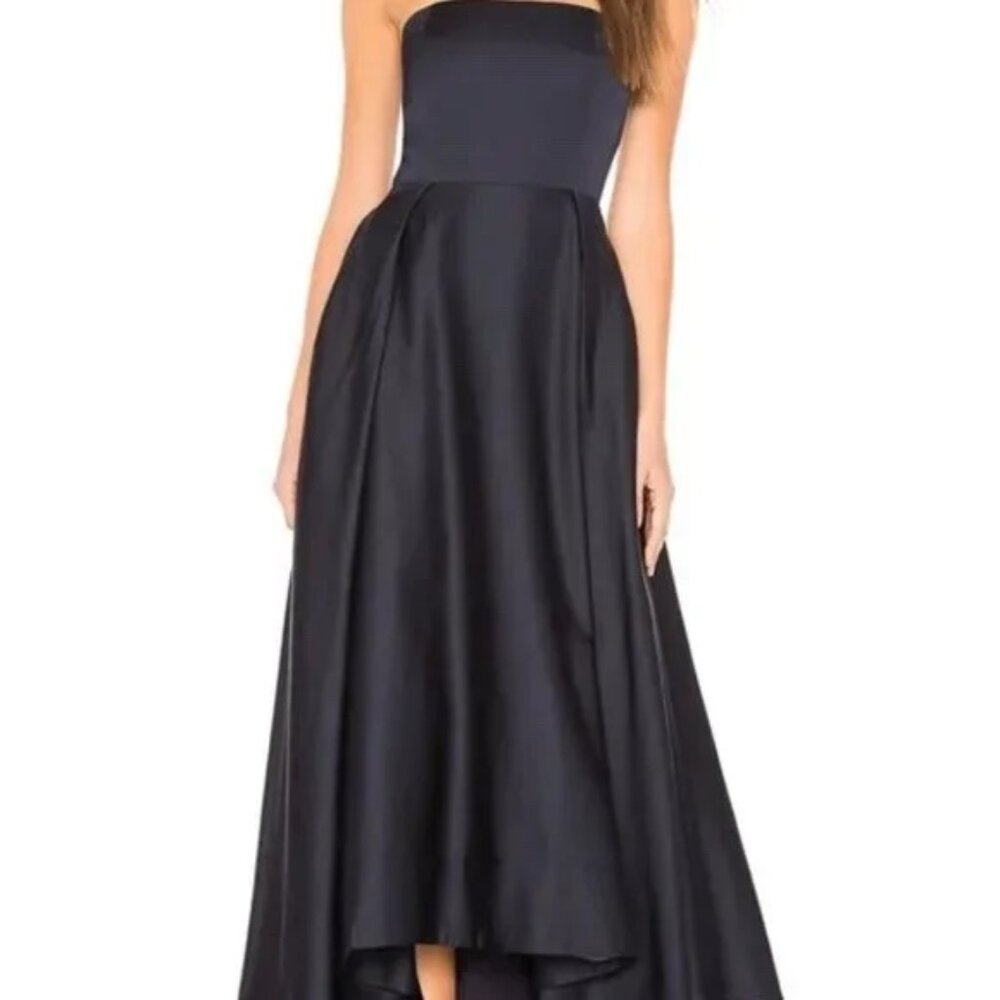 🫐 Gorgeous Gown from Revolve!